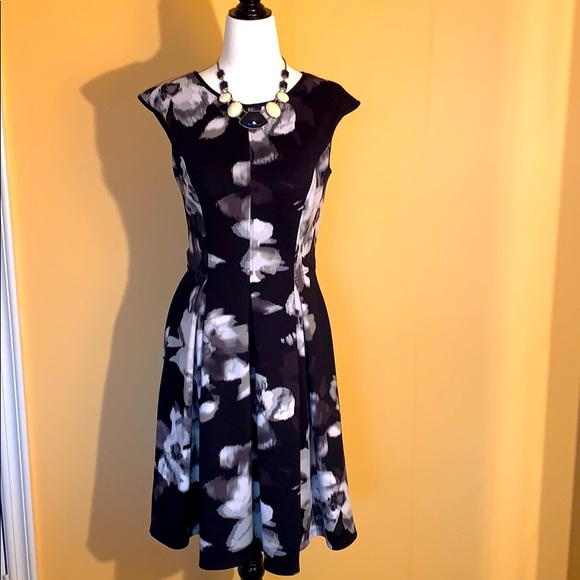 White House Black Market Dress - Picture 1 of 10